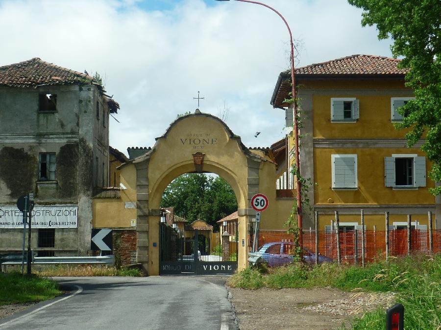 image 34 of Attuazione del Piano di Recupero Cascina Vione