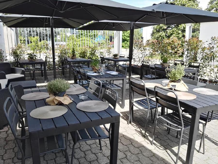 image 1 of Brasserie del castello