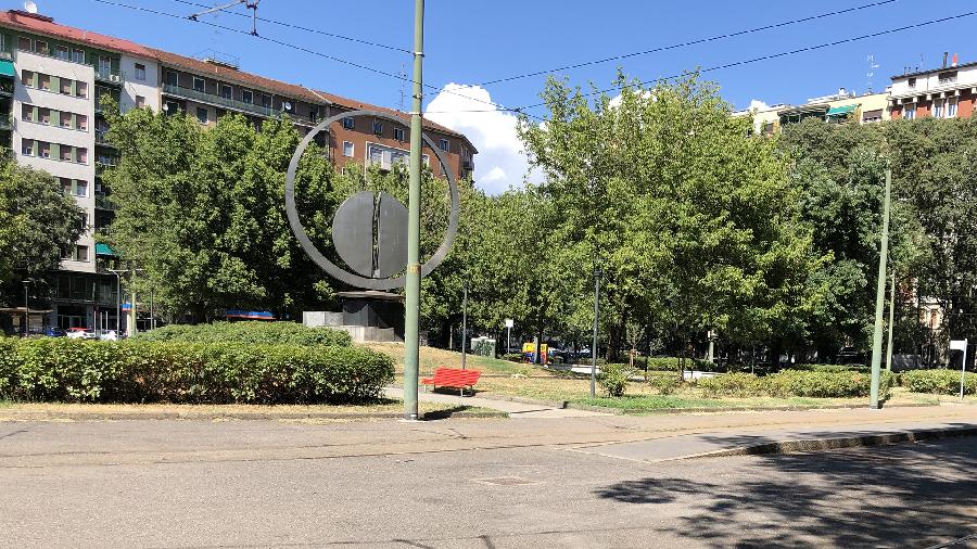 image 1 of CityLife - progetto viabilistico di piazza VI febbraio