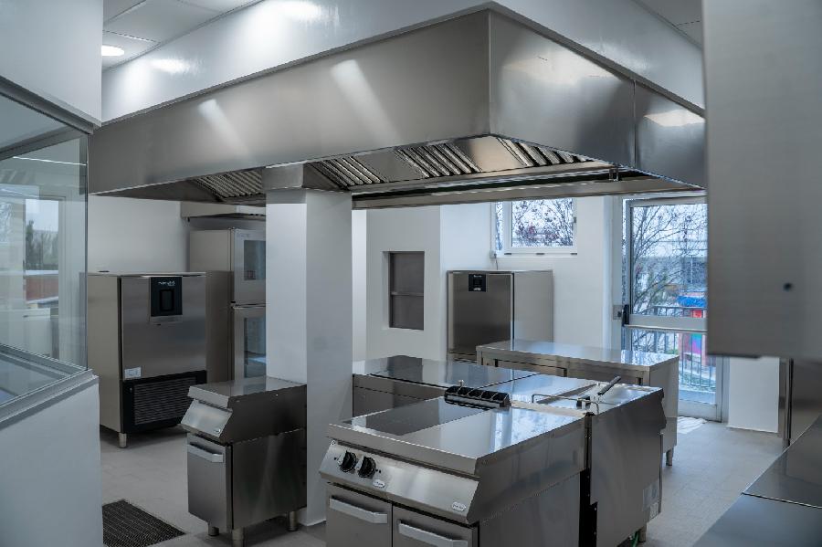image 10 of DSV Italia- Headquarter Pioltello - Company Cantine