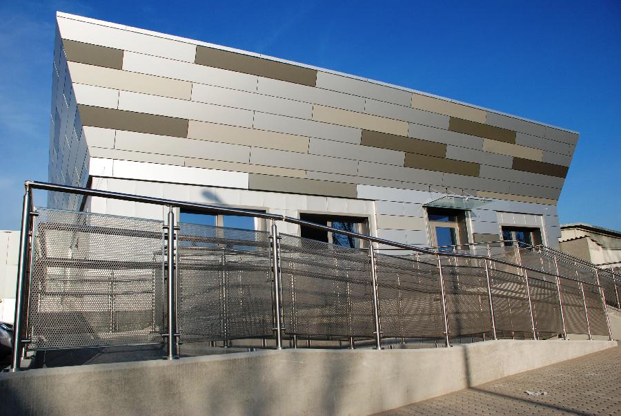 image 7 of Farmacia e ambulatori medici