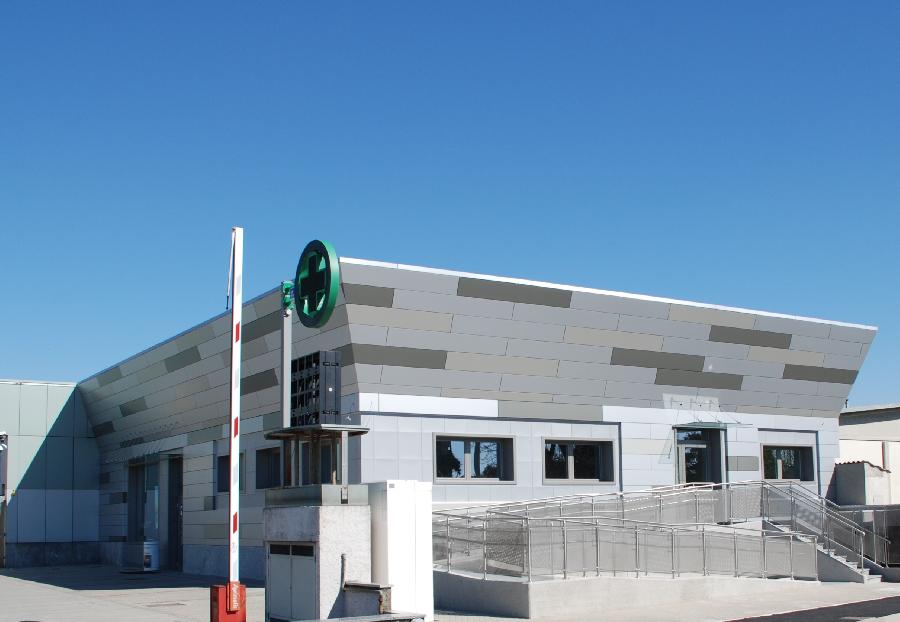 image 14 of Farmacia e ambulatori medici