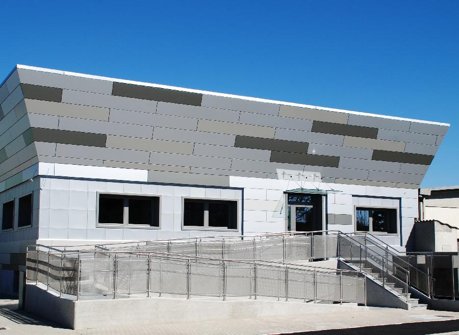 image 15 of Farmacia e ambulatori medici