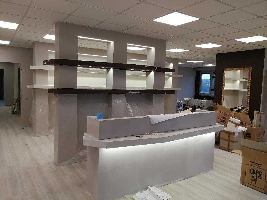 image 1 of Realizzazione di nuovo barbiere e centro massaggi