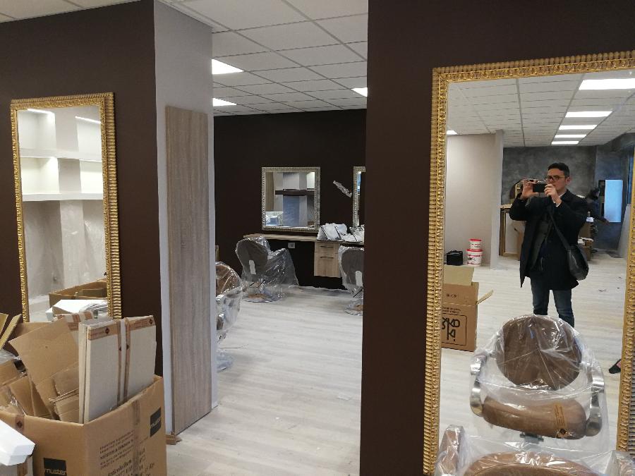 image 2 of Realizzazione di nuovo barbiere e centro massaggi
