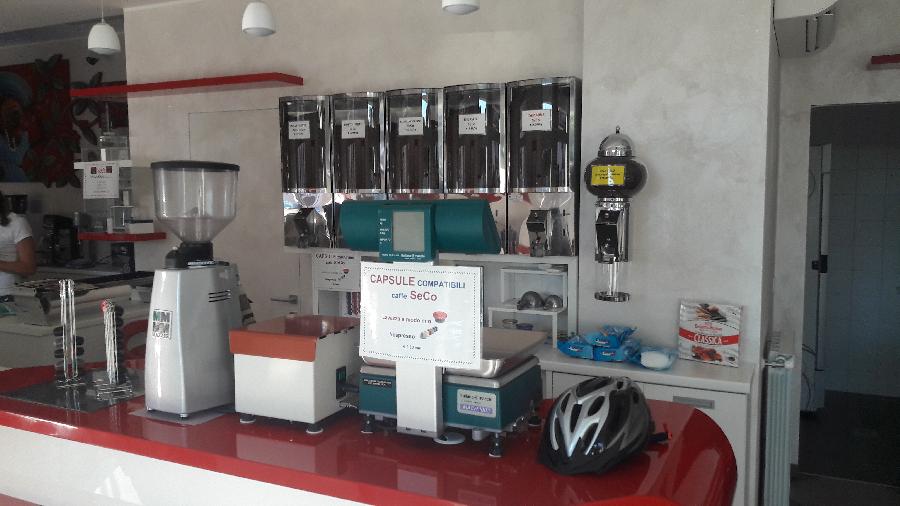 image 4 of Riqualificazione e ampliamento caffetteria